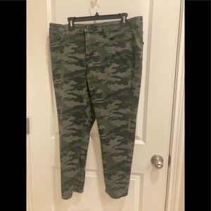 Camouflage pants